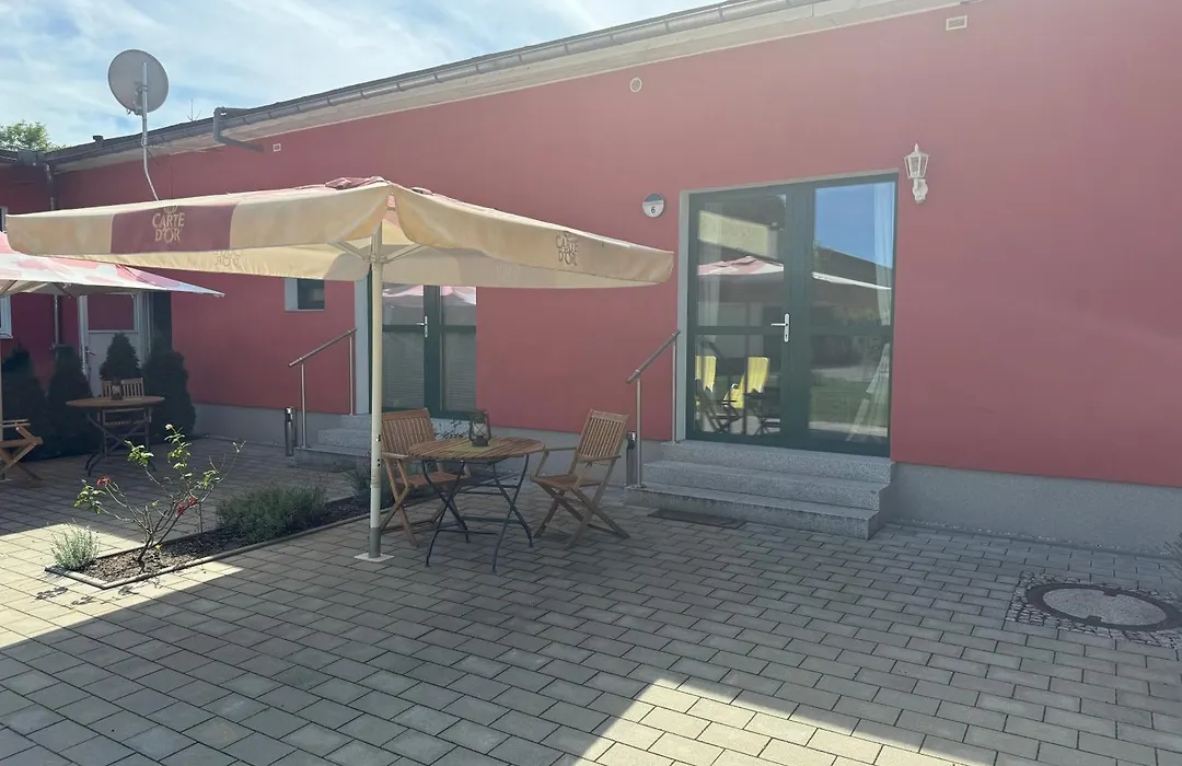 Bed&Breakfast am Waldgürtel-1